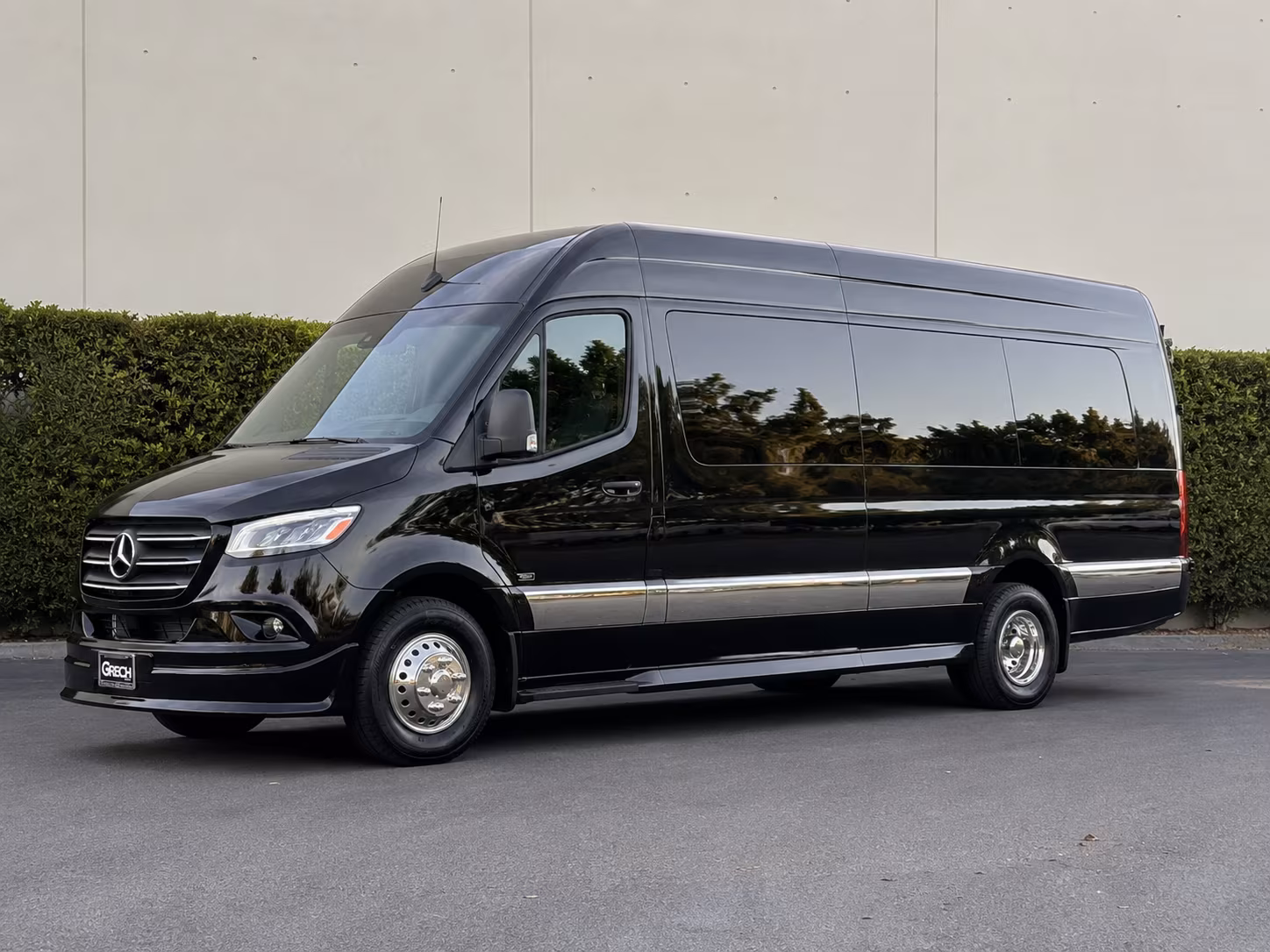 18 passenger sprinter van