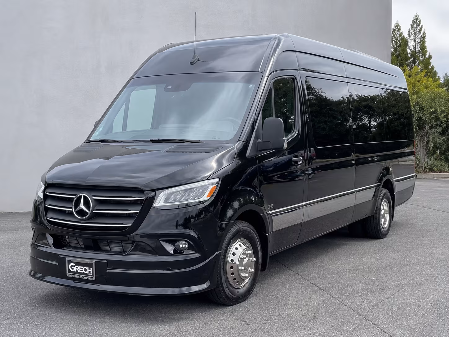 find the perfect transportation for your next private event 4